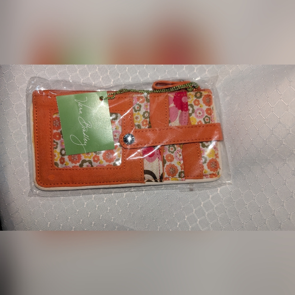Vera Bradley Wallet With Snap And Zipper